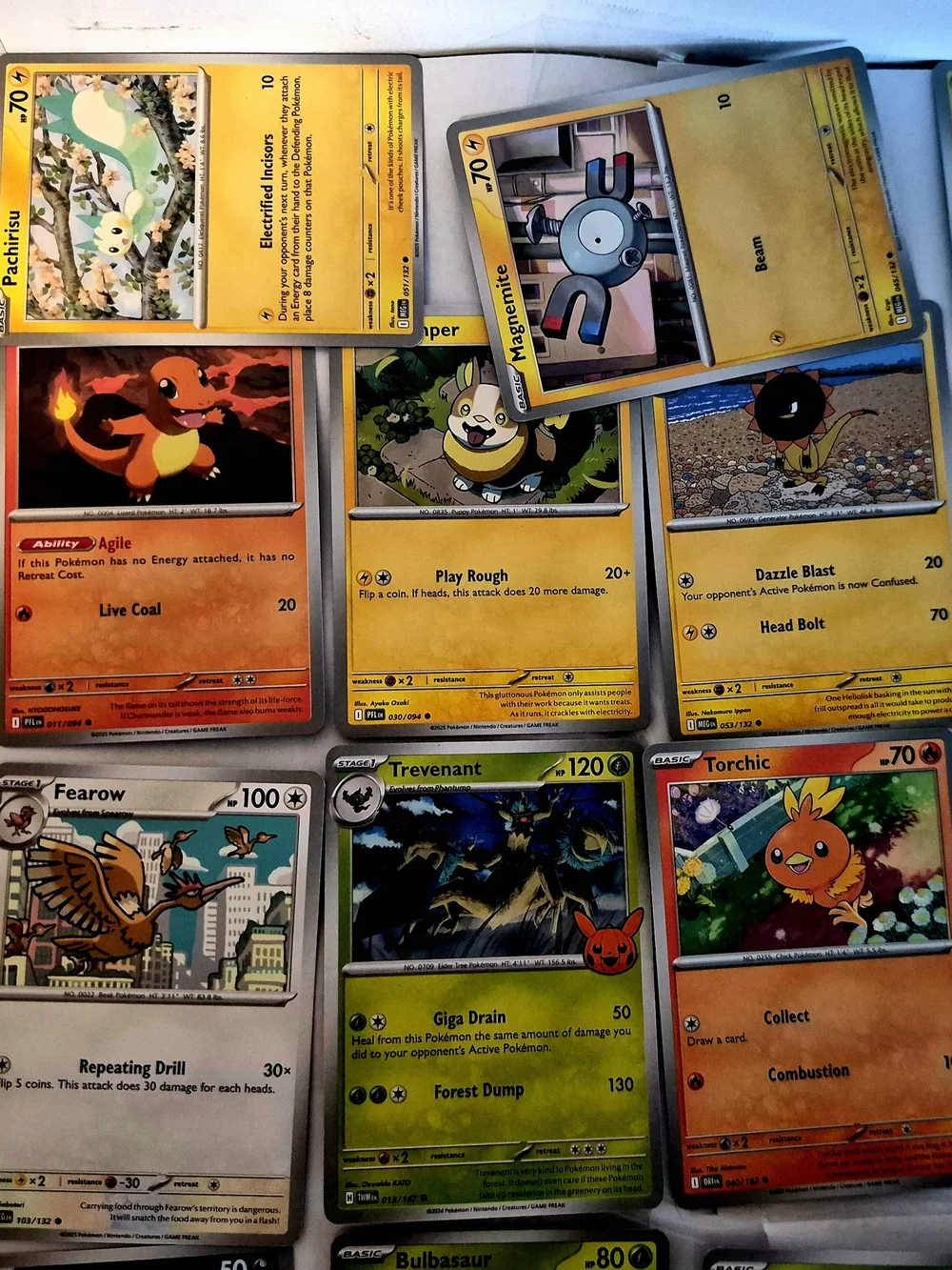 Pokémon Pokémon TCG Bulk Lot Trick or Trade Cards